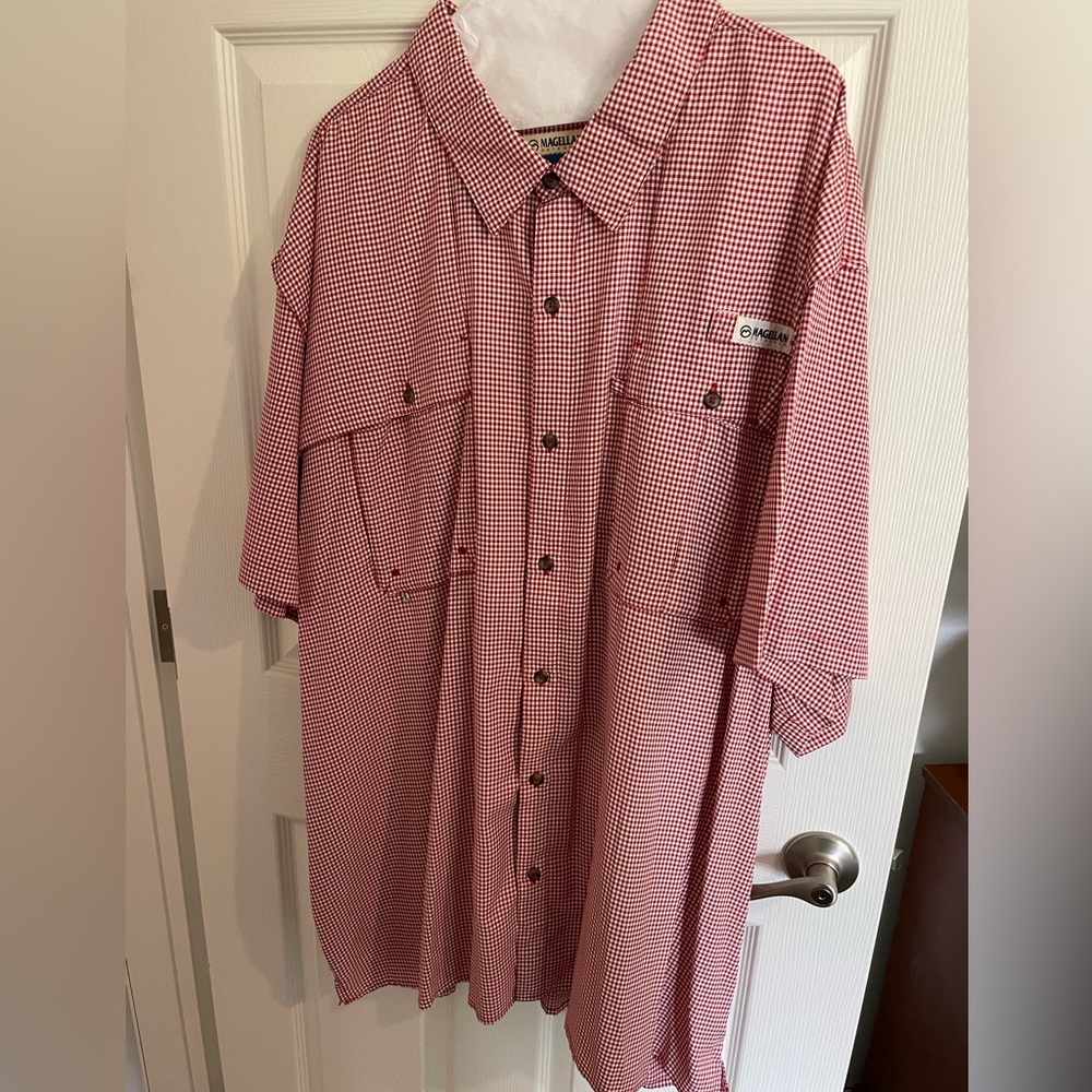 Plaid short sleeve dress shirt / fishing shirt